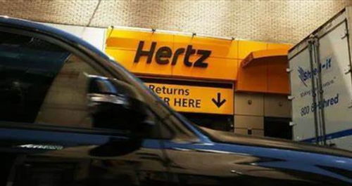 面對國際汽車租賃巨頭轉向燃油車，本土租車行業如何破局